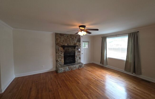 356 Melbourne Court