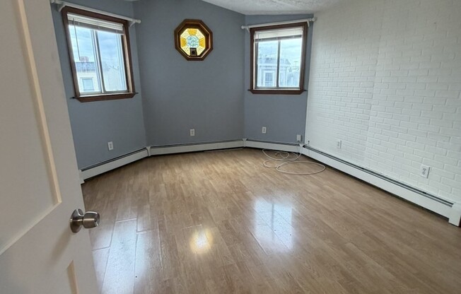 837 5 E 2 ST