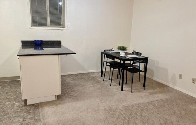 Edgecliff