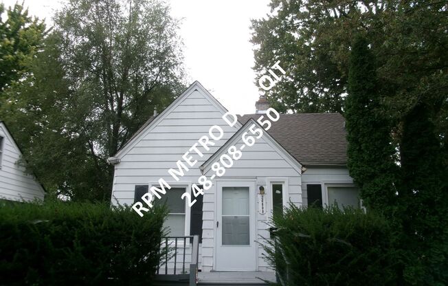 3 beds, 1 bath, $1,350