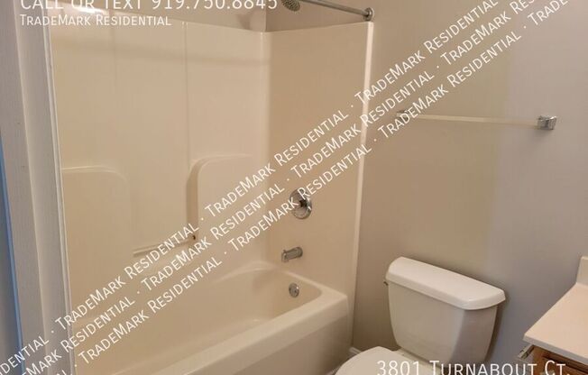 3801 TURNABOUT CT