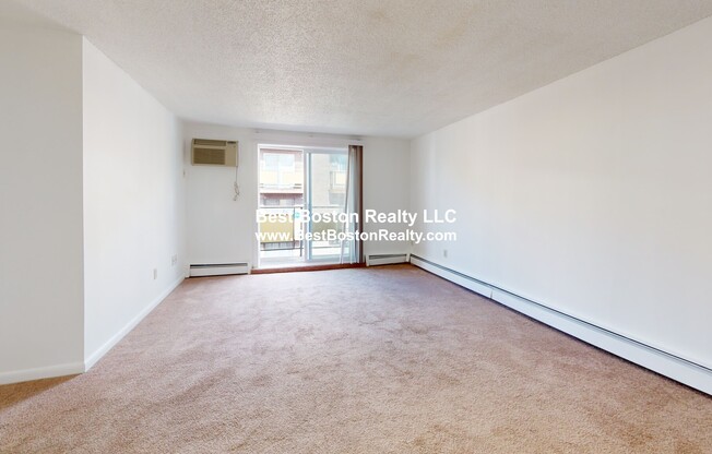 1123 REVERE BCH PKWY