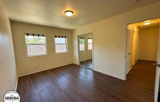 2 beds, 1 bath, $2,500