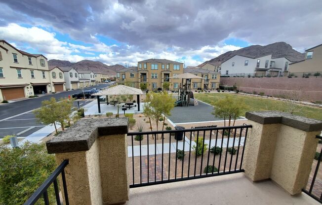 Henderson Town Home - All Housing Vouchers Accepted.