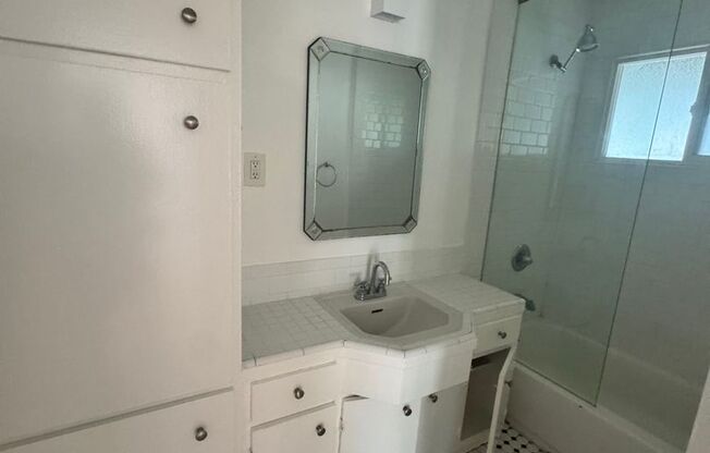 Monon 3753-3757.5