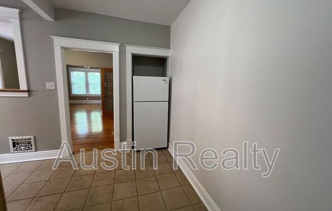 2009 ALT MAURY AVE