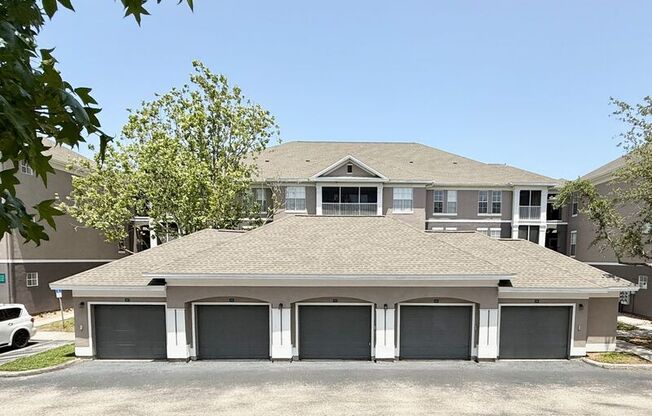 9301 CRES LOOP CIR