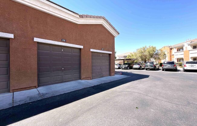 3 beds, 2 baths, $1,680, Unit # 1208