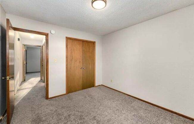 111101 - 11107 Rte 350 E.
