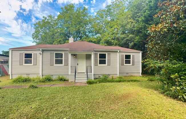 Modern 3-Bed, 2-Bath Gem Near Downtown Athens!