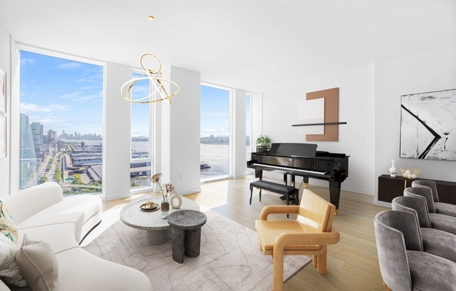 10 RIVERSIDE BLVD