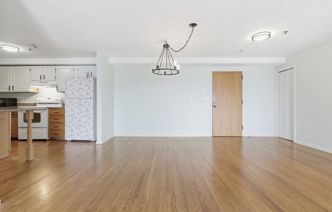 39 Parlin St.