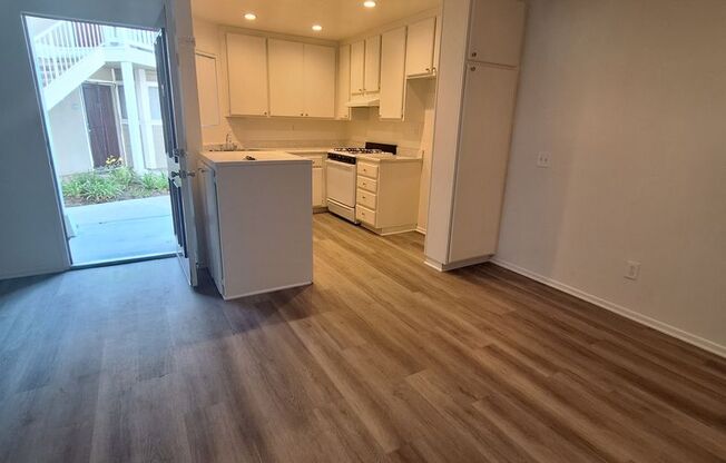 1 bed, 1 bath, 691 sqft, $2,075, Unit 424C