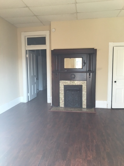 Charming One Bedroom/ One Bath Apartment, Walk to Edgehill Village, Minutes to Vandy/Belmont