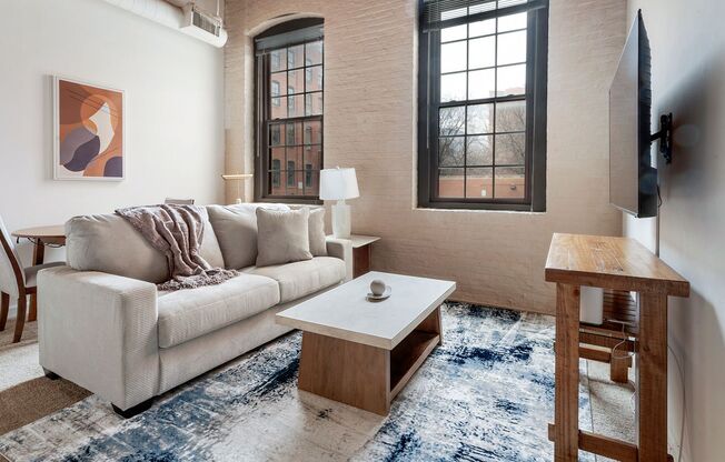 1 bed, 1 bath, 600 sqft, $1,599, Unit 210
