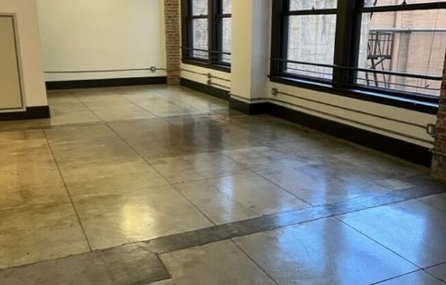 1 bed, 1 bath, 690 sqft, $1,916.67, Unit BEI-0614