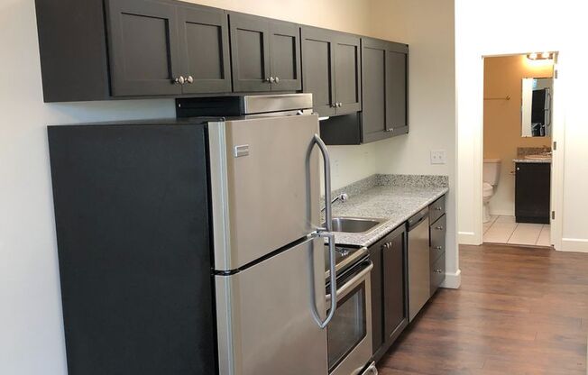 2 beds, 1 bath, 630 sqft, $1,699, Unit 101