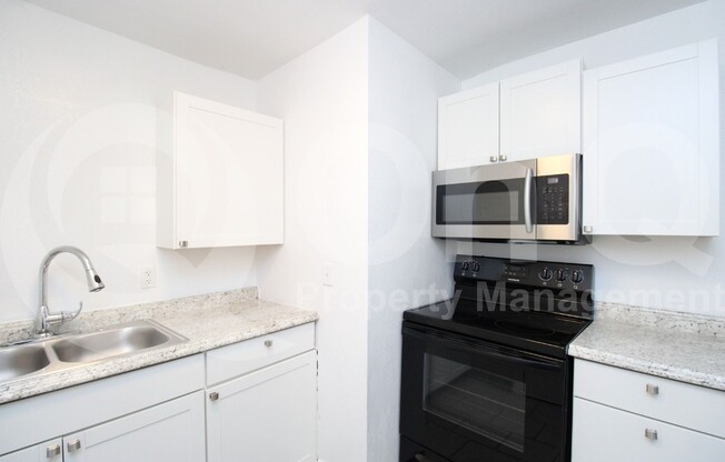 1 bed, 1 bath, 500 sqft, $999, Unit 2