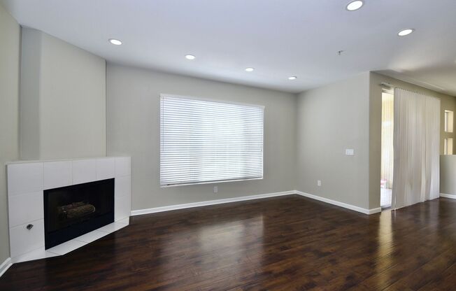 UPGRADED LOVELY 2 BED 2 BATH CONDO AT VISTANA