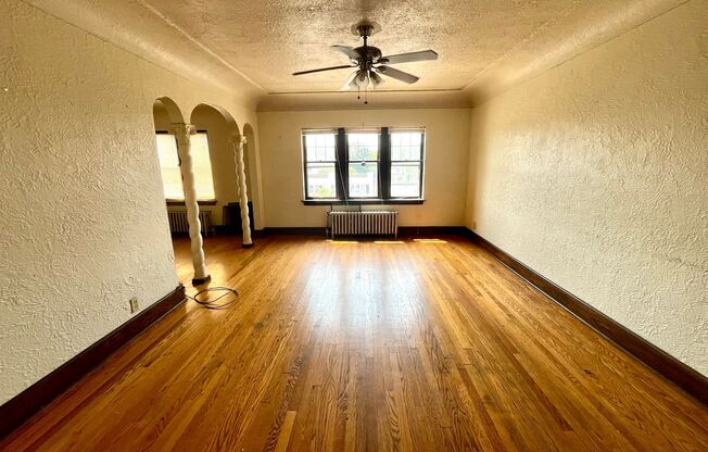 1420 E Capitol Drive