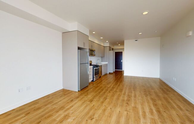 Studio, 1 bath, 473 sqft, $1,895, Unit 421