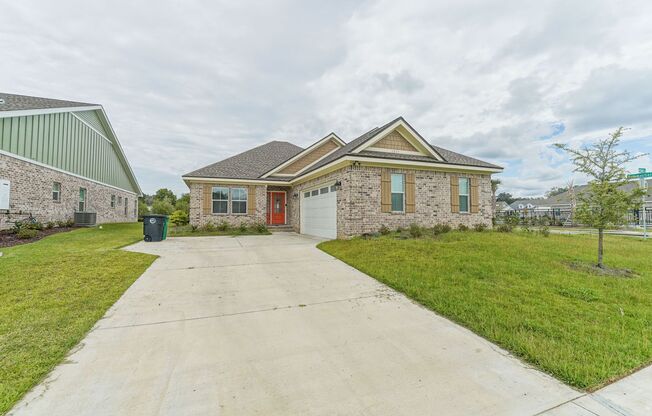 Beautiful construction 3 bed 2 bath home in Summerfield