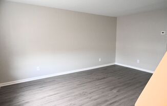 2 beds, 1.5 baths, 976 sqft, $1,450, Unit 450A