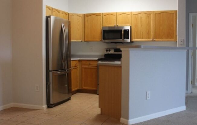 Deer Creek - 2nd Floor 2 bedroom/2 Bath Condo!