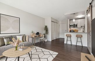 Center Square Apartments