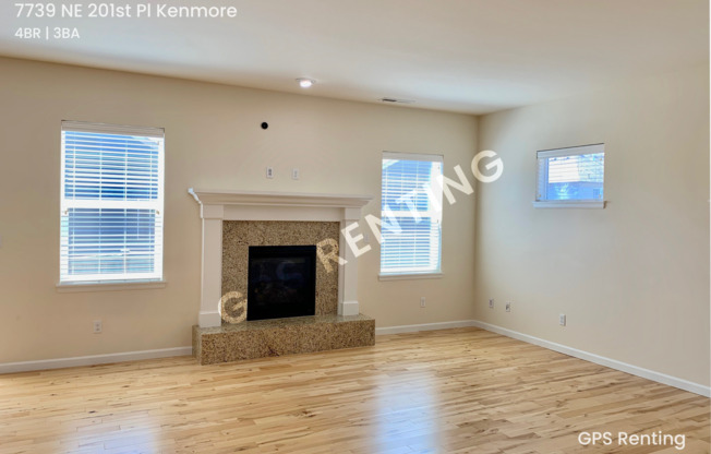 7739 NE 201 PL