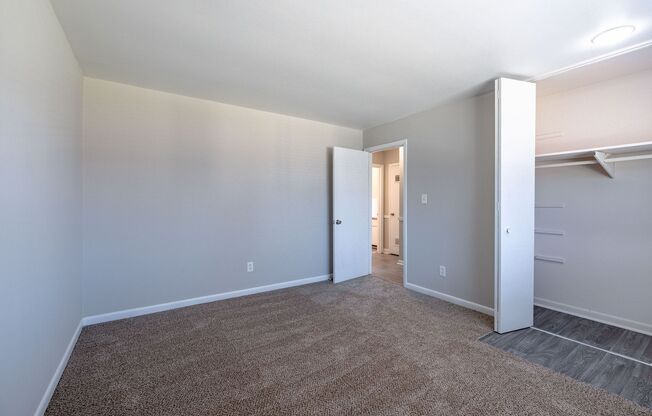 2 beds, 1 bath, 836 sqft, $1,340, Unit 1532-C