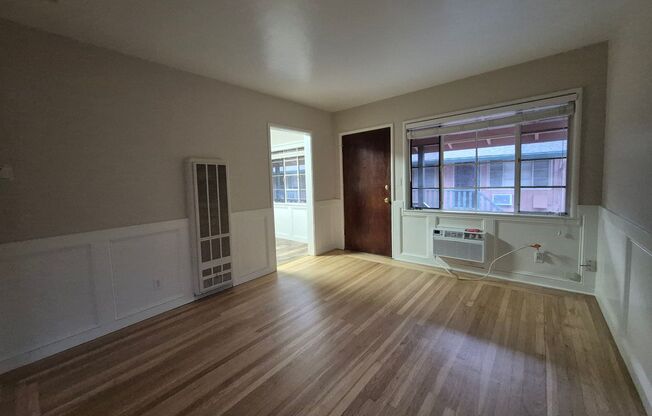 1 bed, 1 bath, $1,510, Unit 11B