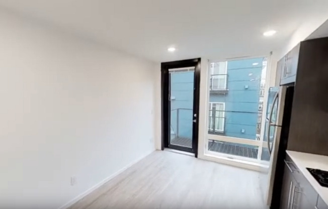 Studio, 1 bath, 272 sqft, $1,180, Unit 713