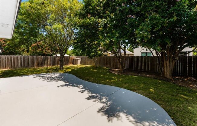 One Story - 4 Bedroom Home in Round Rock!