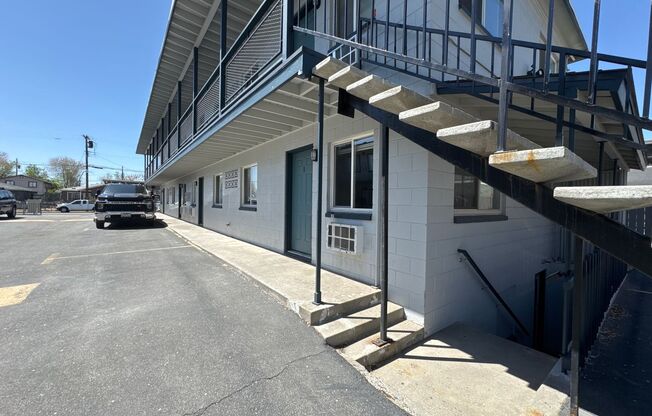 Grand Canyon Blvd 475-487