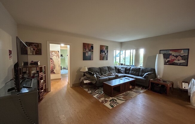 5056 North MARINE Drive