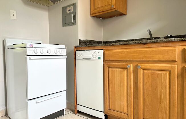 Delaware Ave Apartments