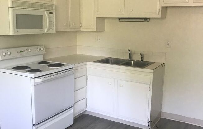 2 beds, 1 bath, 625 sqft, $799, Unit 45C5