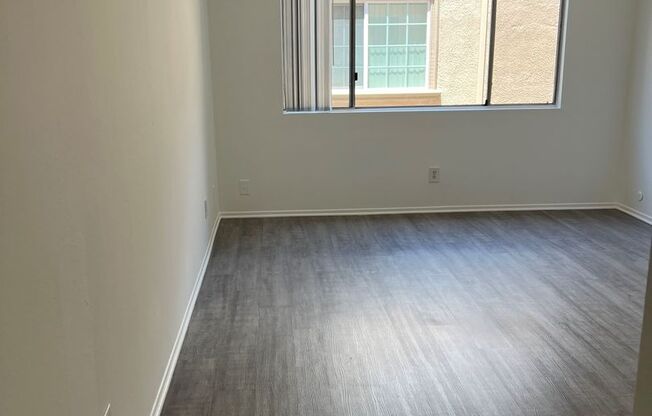 079 - 1306 N Columbus