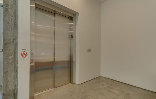 The Truman Building. Special offer. $500 off first month rent!