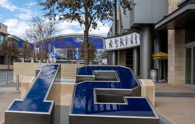 The Star District is the perfect place to shop, dine, and experience the Dallas Cowboys-themed campus.