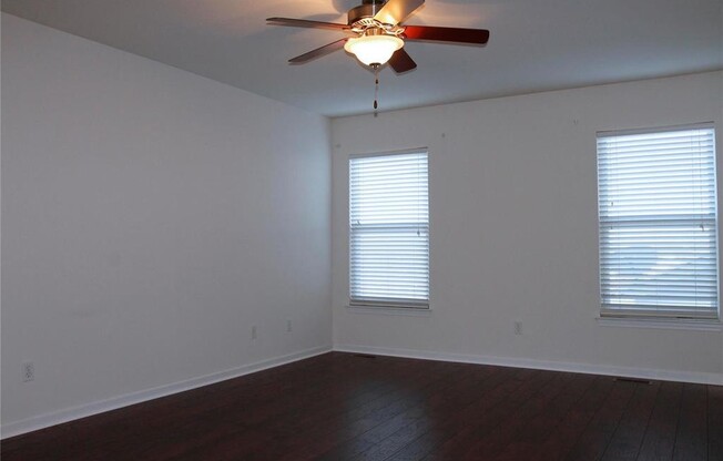 2 beds, 2 baths, $1,595