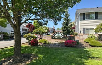 351 359 GLN CRK RD NW
