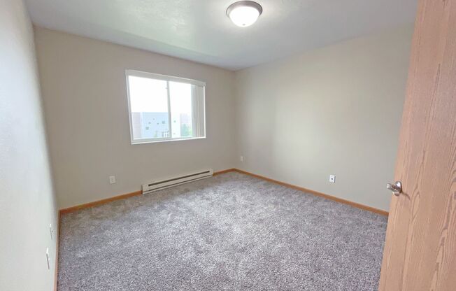 2 beds, 2 baths, 1,092 sqft, $1,135, Unit 1315-204