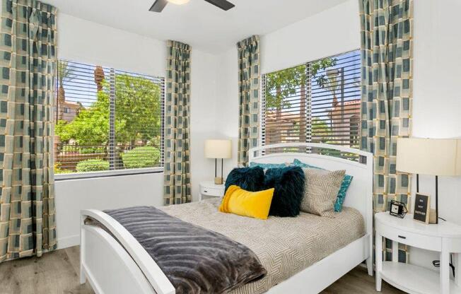 San Portella, Tempe, AZ, Bedroom