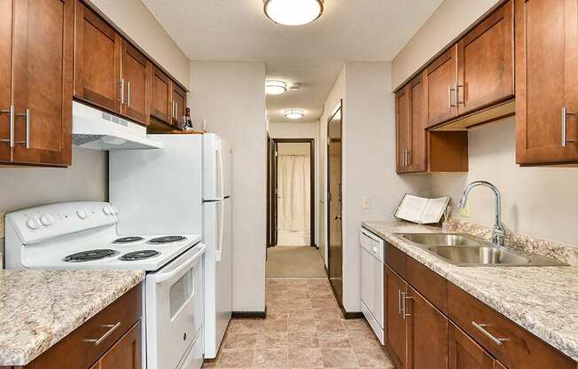 The Pines of Burnsville - Kitchen