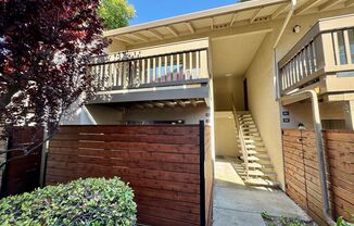 Nice Upper Unit in the Desired Station West!