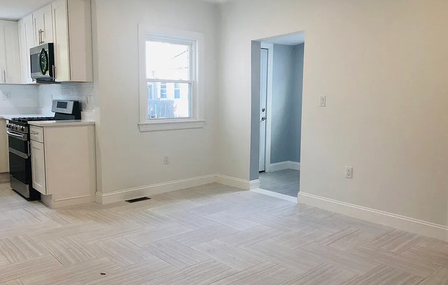 31 MIDDLE ST