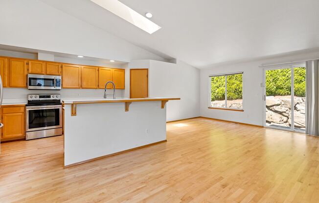 3 bed 2 bath Benson Hill Area
