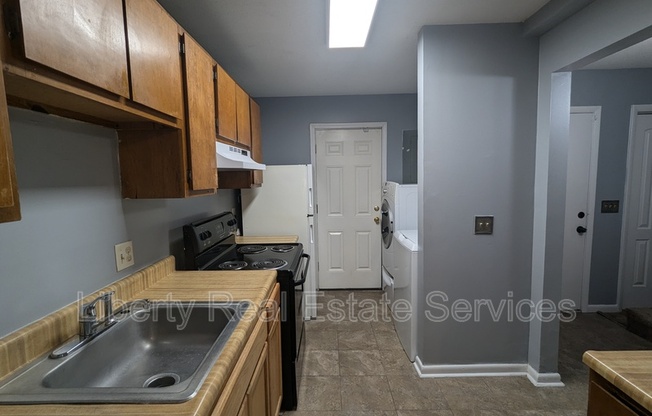 727 S. Main St. # 15